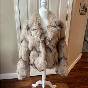 Beautiful BCBGMaxAzria Fox Fur Jacket M
